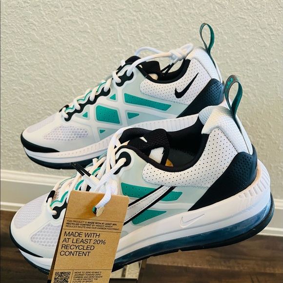 Other - Nike Air Max Genome